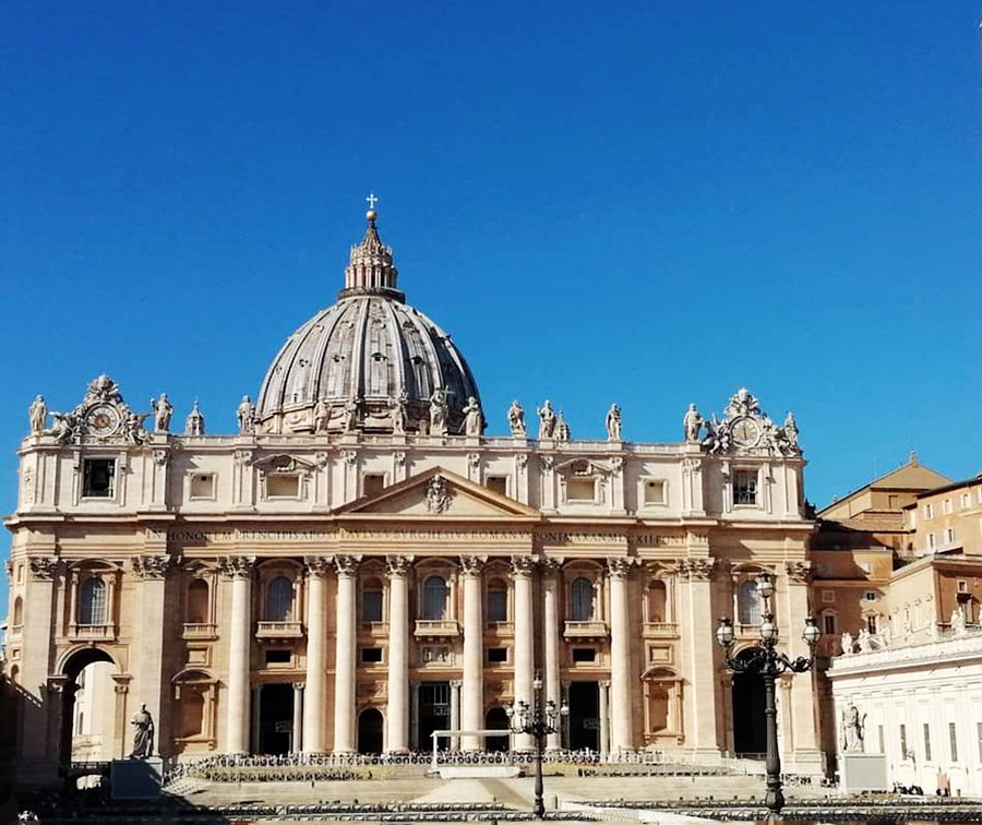 ../Images/CHIU,CHIH-JEN.Italy.St. Peter's Basilica (3).jpg
